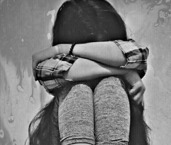 عکس های عاشقانه غمگین اینستاگرام