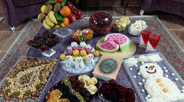 عکس سفره یلدا ساده