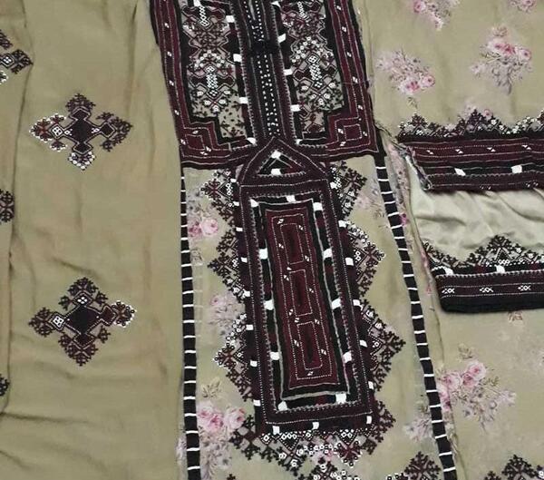 عکس اموزشی کریشی لباس بلوچی
