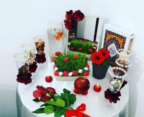 عکس ایده سفره هفت سین روی میز خاطره