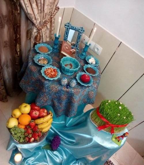 عکس ایده هفت سین روی میز خاطره