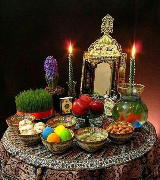 عکس ایده هفت سین روی میز خاطره