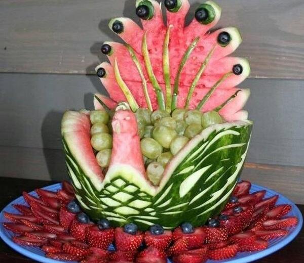عکس ایده برای شب یلدا با هندوانه