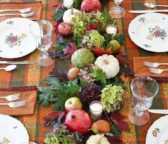 عکس ایده برای چیدمان میز شب یلدا