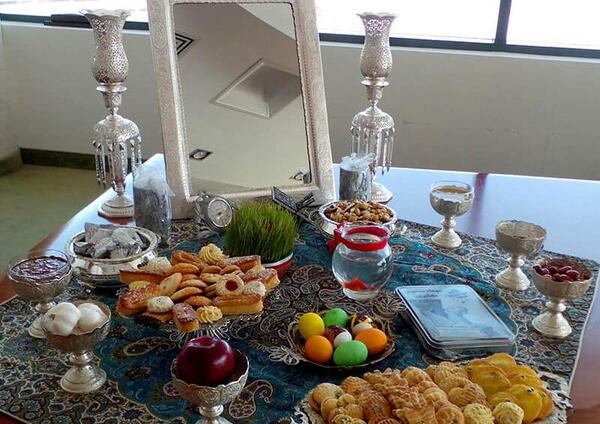 عکس ایده چیدمان هفت سین با ظروف مسی