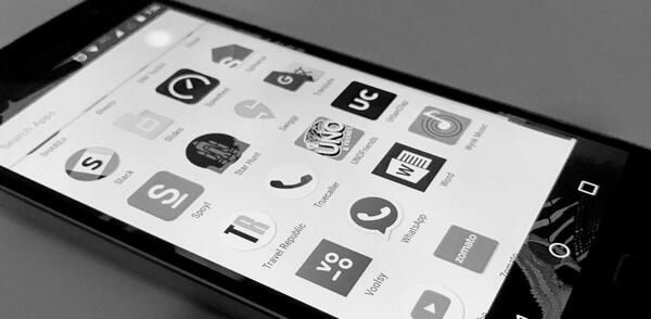 عکس صفحه نمایش سفید