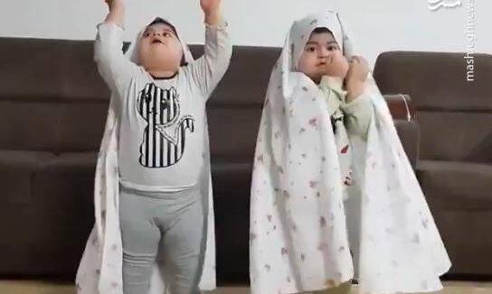 عکس دختر در حال نماز خواندن