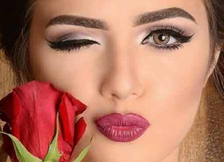 عکس پروفایل دختر درحال چشمک