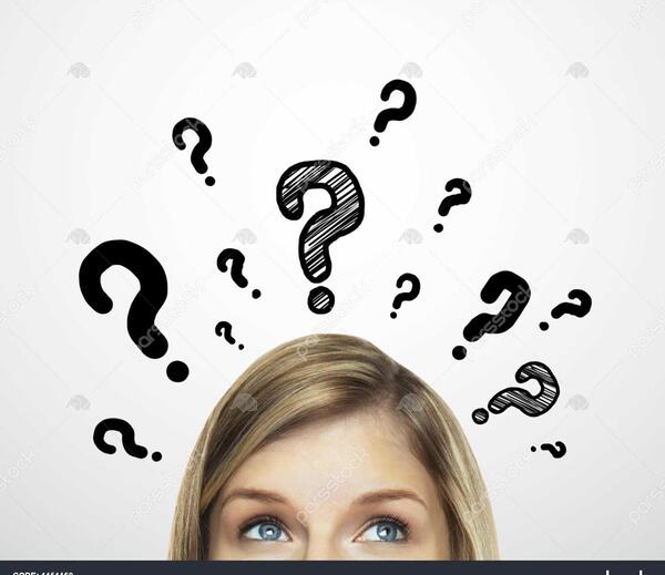 عکس دختری در حال فکر