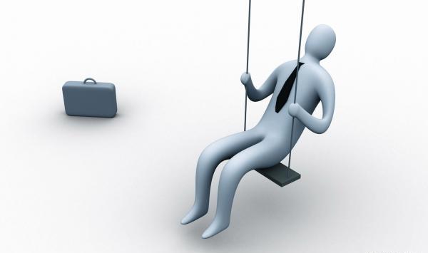 عکس پسر درحال تاب بازی