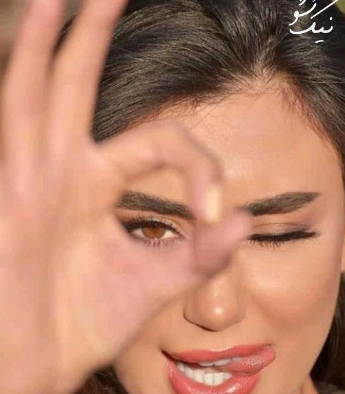 عکس پروفایل پسر درحال چشمک