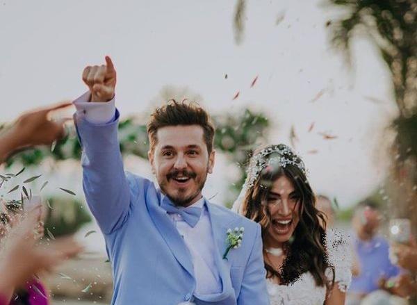 عکس دنیز بایسال و همسرش