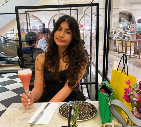 عکس مادر دنیز
