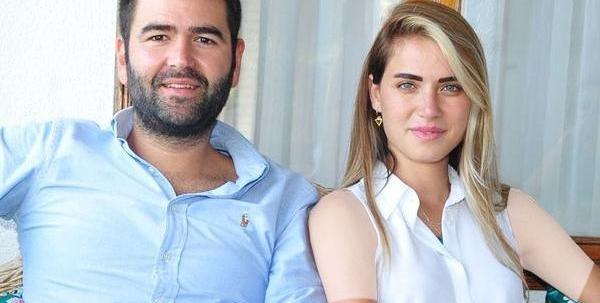 عکس بیرجه اکالای وهمسرش