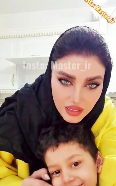عکس مادر سلنا امینی