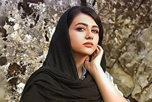 عکس مادر سلنا امینی