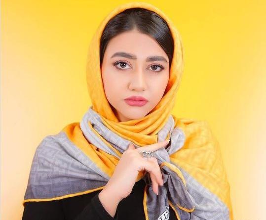 عکس مادر سلنا امینی