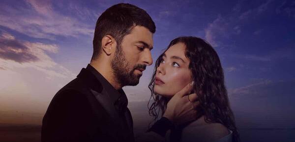عکس انگین اکیورک و دوست دخترش