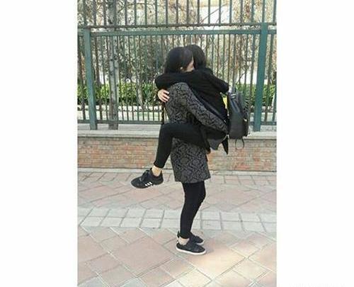 عکس فیک رفیق دخترونه