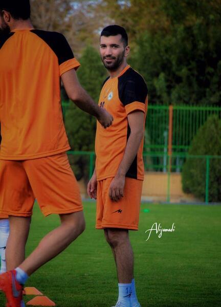 عکس محسن مسلمان در ذوب آهن