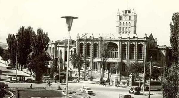 عکس هوایی میدان ساعت تبریز
