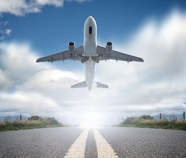 عکس هواپیما در حال پرواز