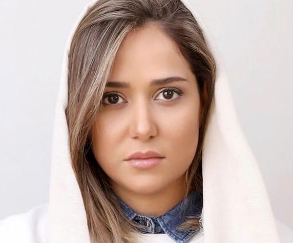 عکس جوراب پریناز ایزدیار