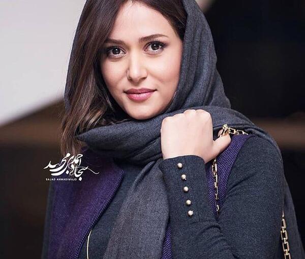 عکس خانم پریناز ایزدیار
