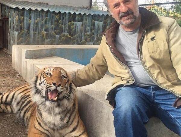 عکس مهران رجبی و پسرش