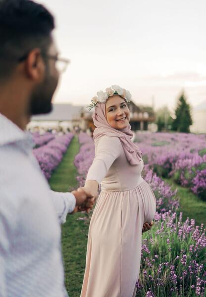 عکس بارداری با حجاب