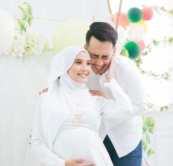 عکس بارداری با حجاب