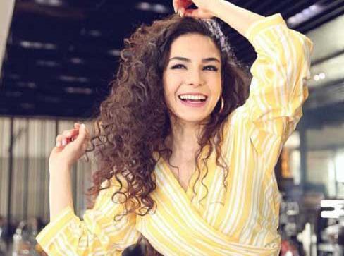 عکس دوست پسر ابرو شاهین