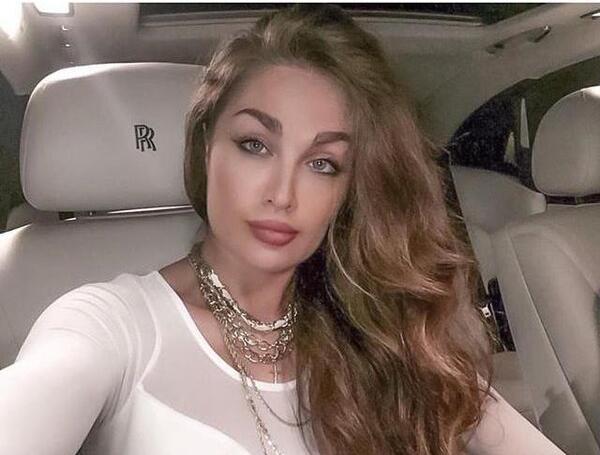 عکس دوست پسر طلا گلزار