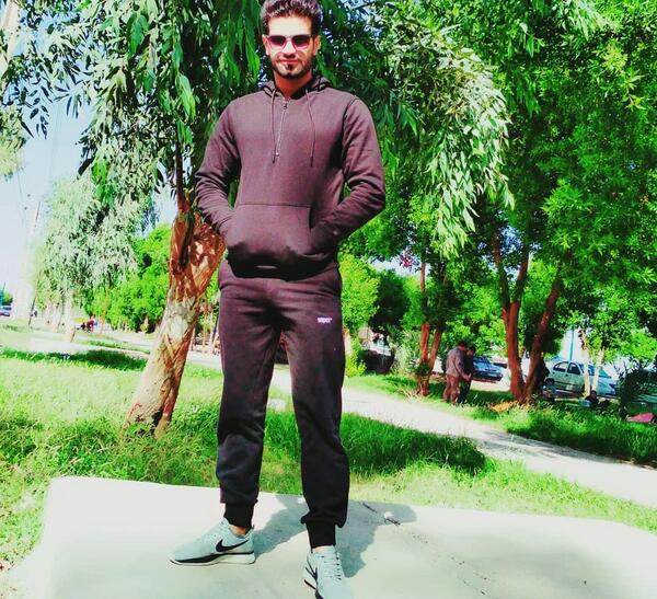 عکس نوشته نیم کیلو باش ولی لر باش
