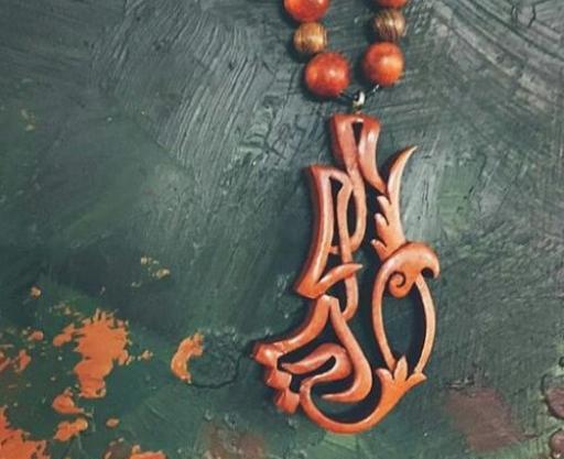 عکس گردنبند محدثه