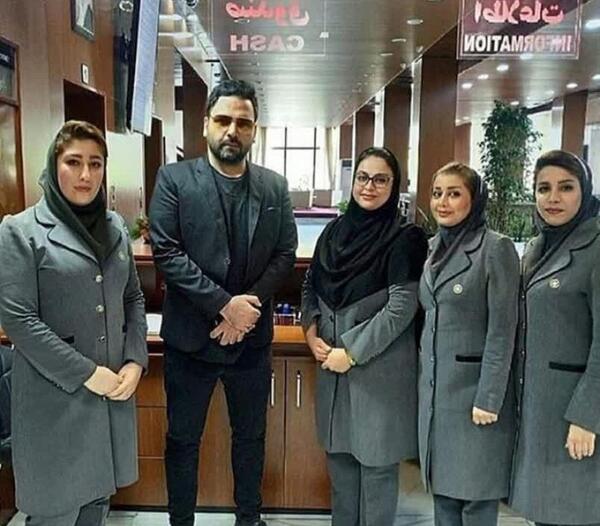 عکس احسان علیخانی در بیمارستان