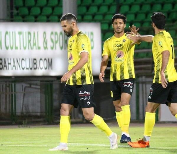 عکس احسان پهلوان بازیکن ذوب اهن