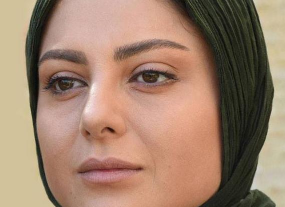 عکس ارزو در دردسر های عظیم