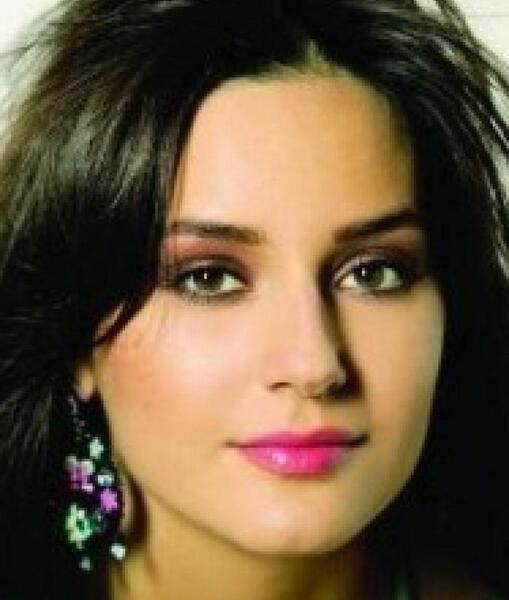 عکسهای آیسان درسریال ایزل