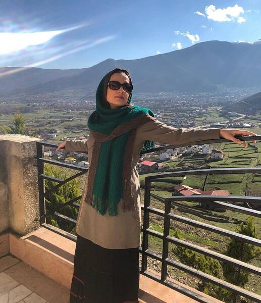 عکسهای آزاده آل ایوب وهمسرش