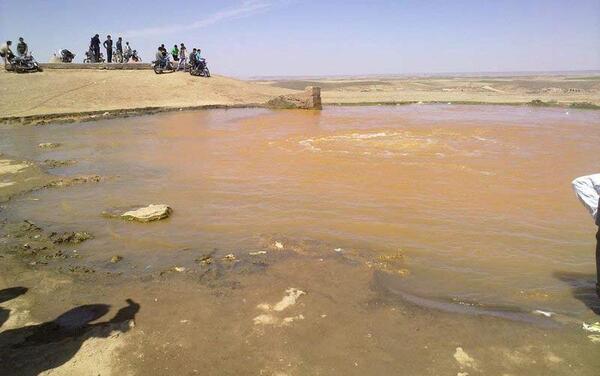 عکس چشمه باباگرگر