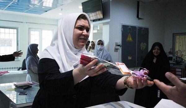 عکس دکتر بهناز سویزی