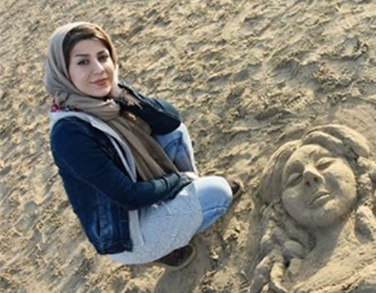 عکس پارسا خائف و خانواده اش