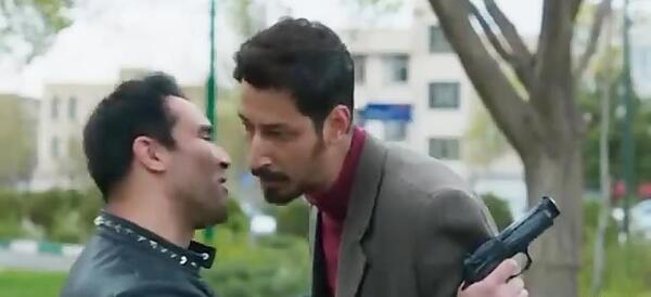 عکس پوریا پورسرخ در چشم و گوش بسته