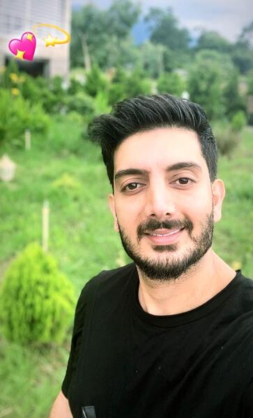 عکس پوریا فرزین