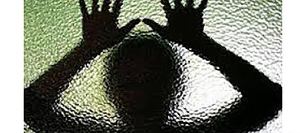 عکس پریا پور مشکی