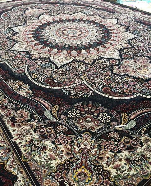 عکس فرش پرهام سرمه ای