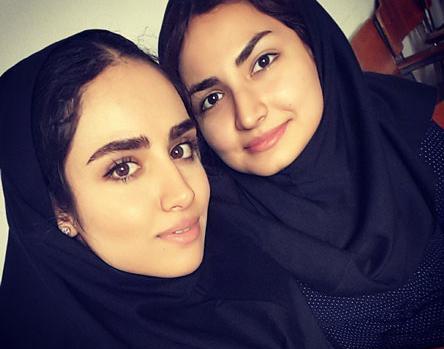 عکس هانیه غلامی در دانشگاه