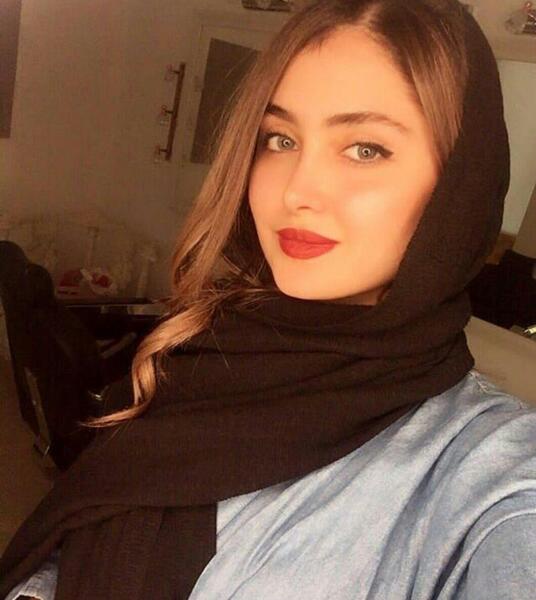 عکس تیام در رمان بگذار آمین دعایت باشم