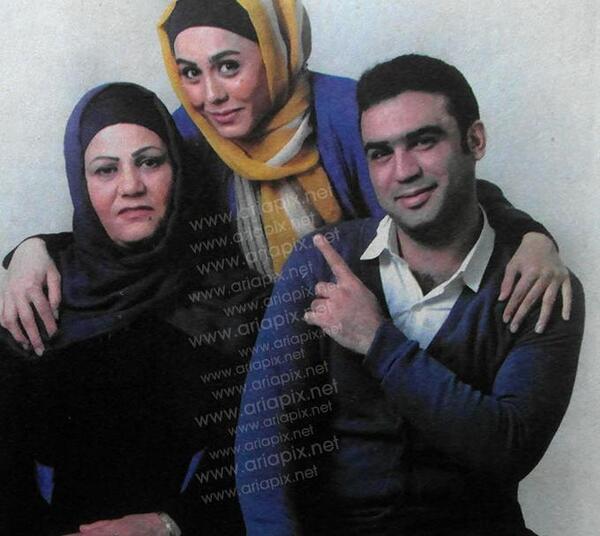 عکس مبینا آتشی ومادرش